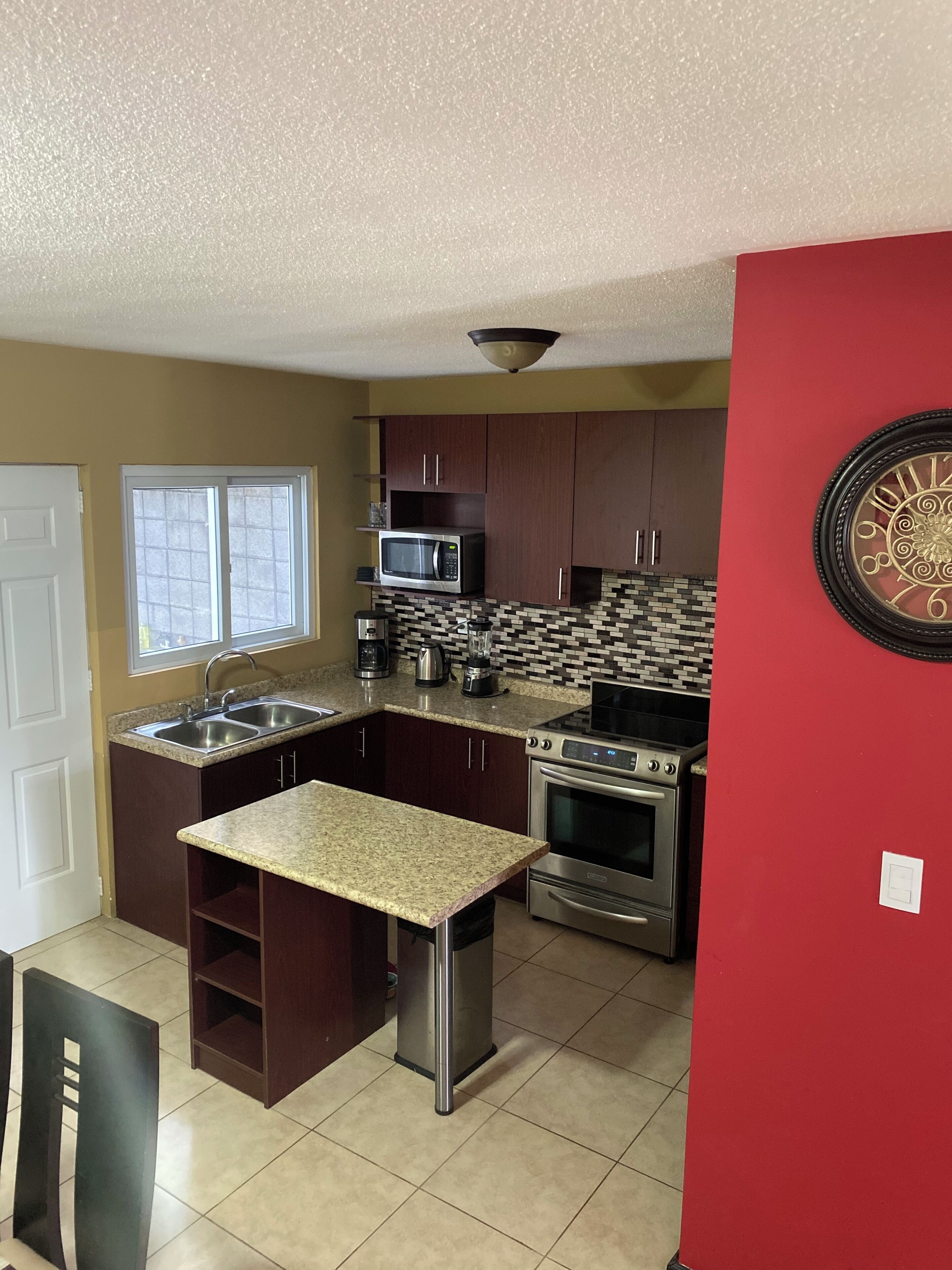 Microondas, horno y parrilla de estufa 