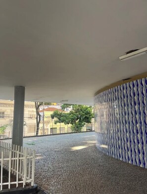Property grounds - Bright, well located and newly renovated studio! (Funcionários Belo Horizonte)