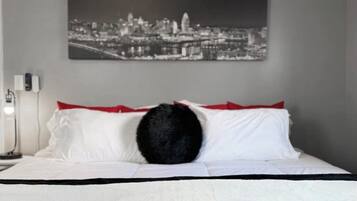 3 bedrooms, iron/ironing board, travel crib, WiFi