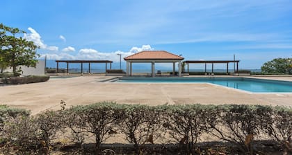 A Pool, A Beach & A Beautiful Apartment - Book Now
