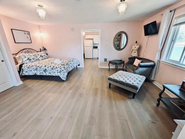 1 bedroom, iron/ironing board, free WiFi, bed sheets