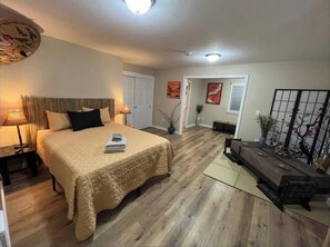 2 Schlafzimmer, BĂŒgeleisen/BĂŒgelbrett, kostenloses WLAN, BettwĂ€sche