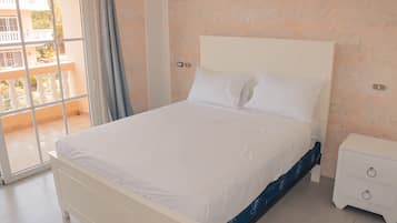 2 bedrooms, WiFi, bed sheets