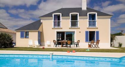 Charmante Villa équipée pour 8 + Parking Gratuit