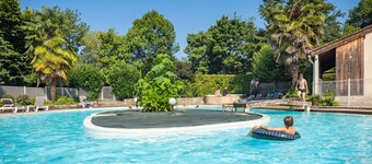Bord de Rivière | Tente Lodge équipée | Piscine