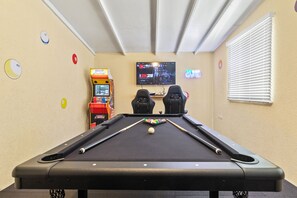 Spielezimmer