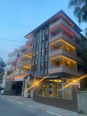 Front of property - Cleopatra Aqua Hotel (Alanya)