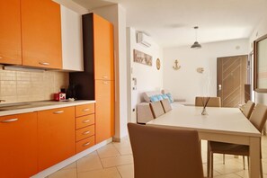 Interior - [Casalinda] Apartment in Orosei with veranda (Orosei)
