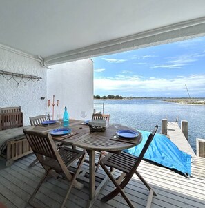Outdoor dining - Charming waterfront triplex 5VDB29 (LE BARCARES)