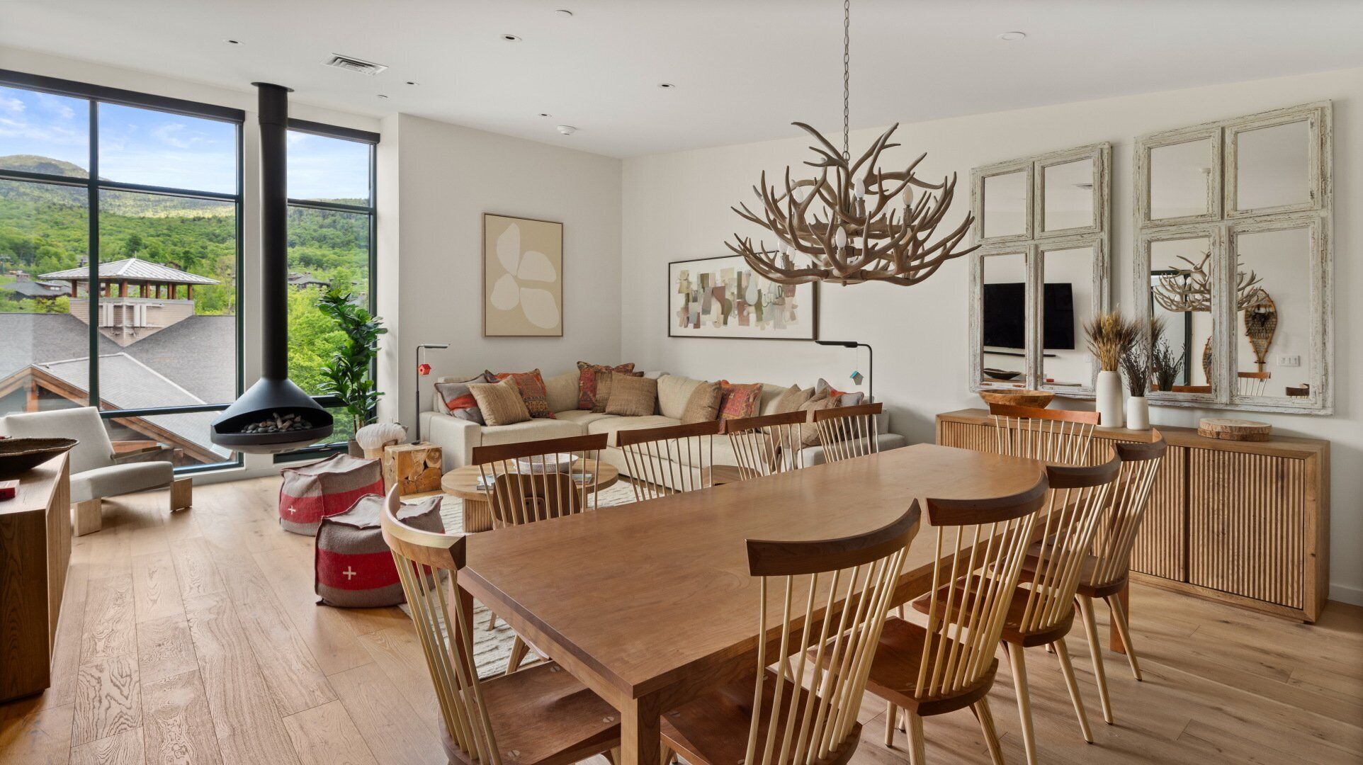 Stowe Mt Resort | Spruce Peak | 4 Bed | Treehouse Condo