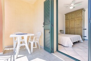 3 chambres, fer et planche à repasser, draps fournis