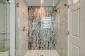 Shower, towels - 116 E Hudson - Heaven's Folly - Spa - Private Pool - Central Location (Folly Beach)