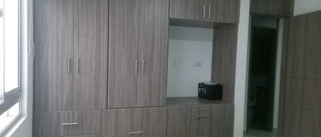 2 makuuhuonetta, Wi-Fi, vuodevaatteet