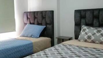 2 bedrooms, WiFi, bed sheets