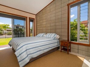 5 bedrooms, free WiFi