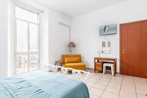1 chambre, fer et planche Ă repasser, Wi-Fi, draps fournis