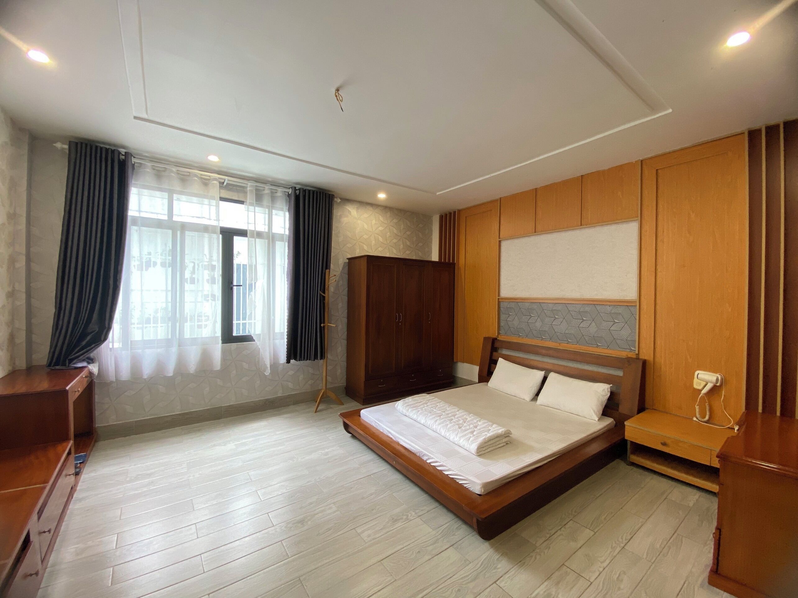 Comfort Single Room, Balcony, Courtyard View