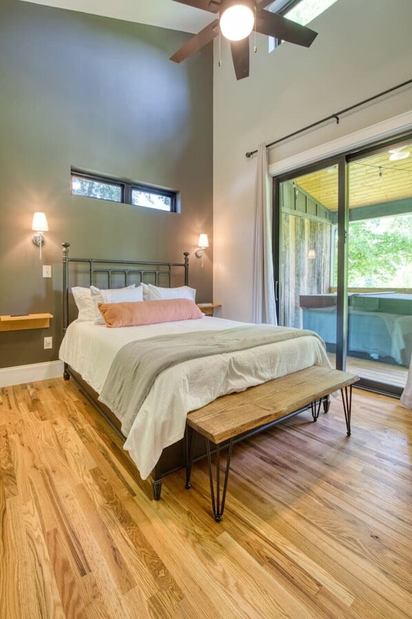 2 室のベッドルーム、WiFi、ベッドシーツ