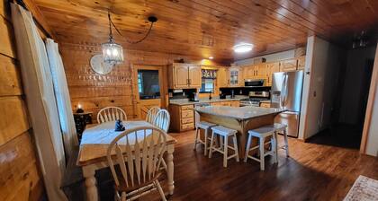 Mattew Mac's Mountain Shack