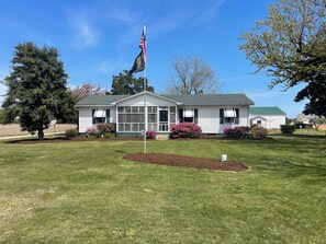 Exterior - Quaint costal farm cottage, on a working farm, just mere miles from beaches!  (Cape Charles)