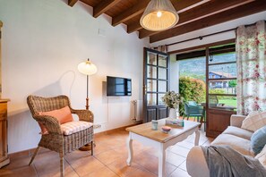 TV - Entrenueces Appto.2 Camango (Camango)