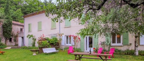 Restauration en plein air