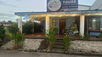 Voorkant van accommodatie