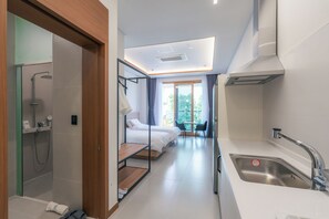 Standard Twin Room | Individually decorated, individually furnished, free WiFi, bed sheets - DONGHO BEACH HOTEL (Gochang)