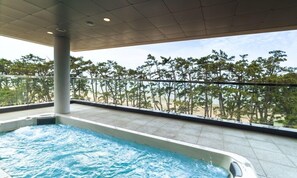 Luxury Family | Terrace/patio