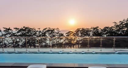DONGHO BEACH HOTEL
