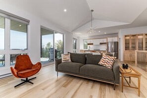 TV connectée, cheminée