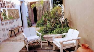 Smart TV de 43 pulgadas con canales por cable