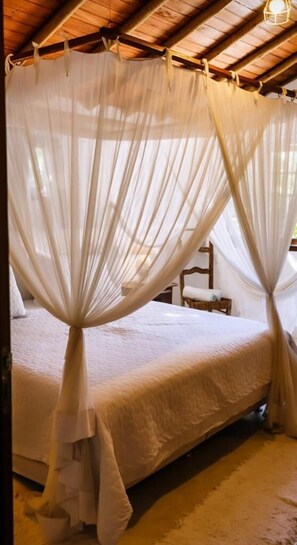 1 bedroom, free WiFi, bed sheets - Pousada Sol da Manhã Quadrado (Porto Seguro)