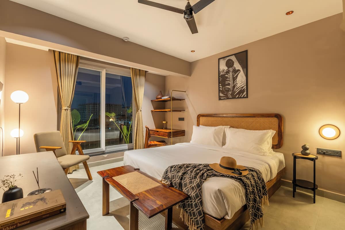 Superior Double Room | In-room safe, desk, laptop workspace, iron/ironing board