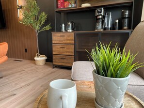 Interior - HOLIDAYS BunkBedsDreams- NAIT /Royal Alex hospital /Rogers place/WEM/Sleeps 14 (Edmonton)