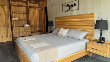 2 bedrooms, blackout curtains, iron/ironing board, free WiFi