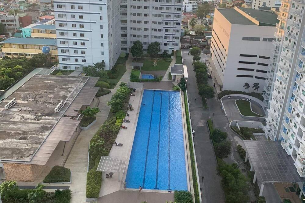 Hotel like living condo in Metro Manila