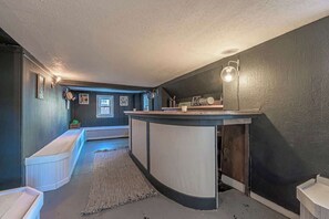 Interior - Speakeasy, Hot tub, 1920s Family Beach Home (Atlantic City)
