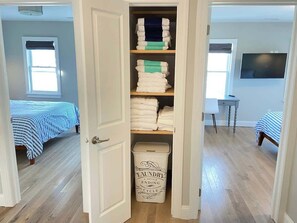 Iron/ironing board, WiFi, bed sheets