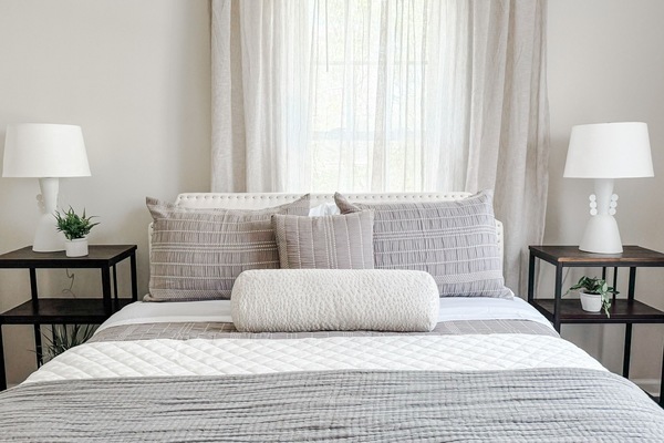 6 soverom, strykejern/-brett, wi-fi (inkludert) og sengetøy