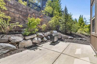 Charming 3BR-Near Skiing & Hiking!