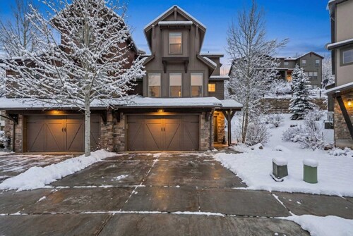 Charming 3BR-Near Skiing & Hiking!