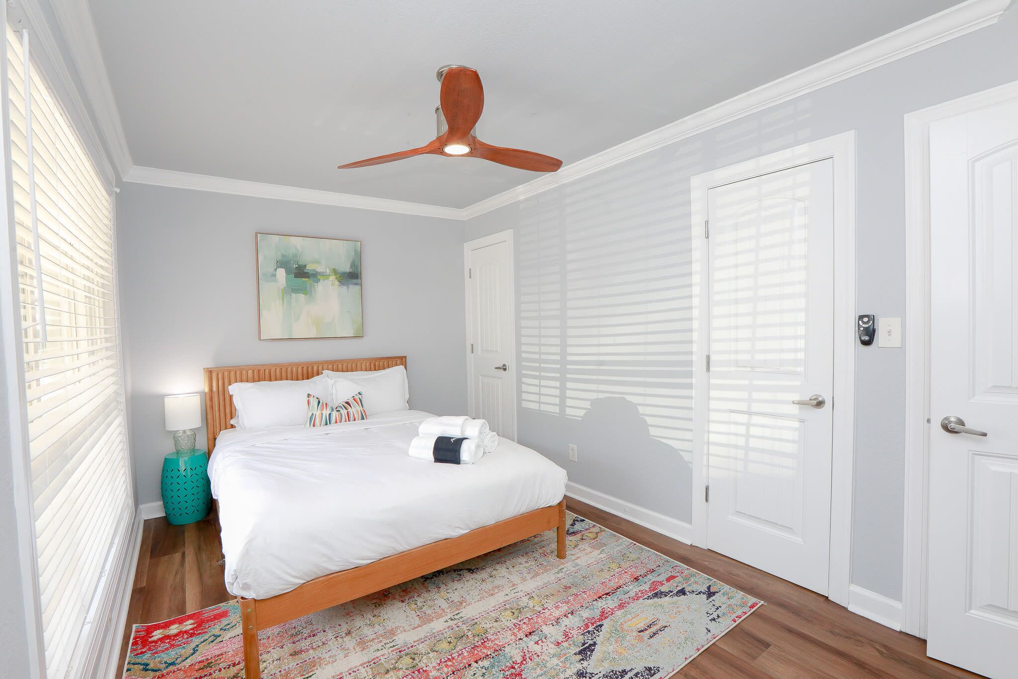 2 bedrooms, iron/ironing board, WiFi, bed sheets