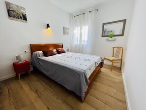 2 camere, ferro/asse da stiro, accesso a Internet, lenzuola