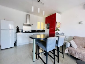 Fridge, microwave, oven, dishwasher