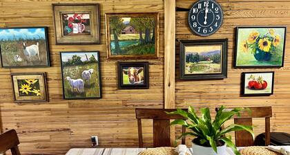 Farmhouse Retreat at Bakers Creek: Pet-Friendly, Private, Convenient Location