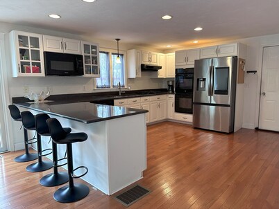 Poolside Lake Escape – Family-Friendly Waterfront Home with Private Pool & Dock