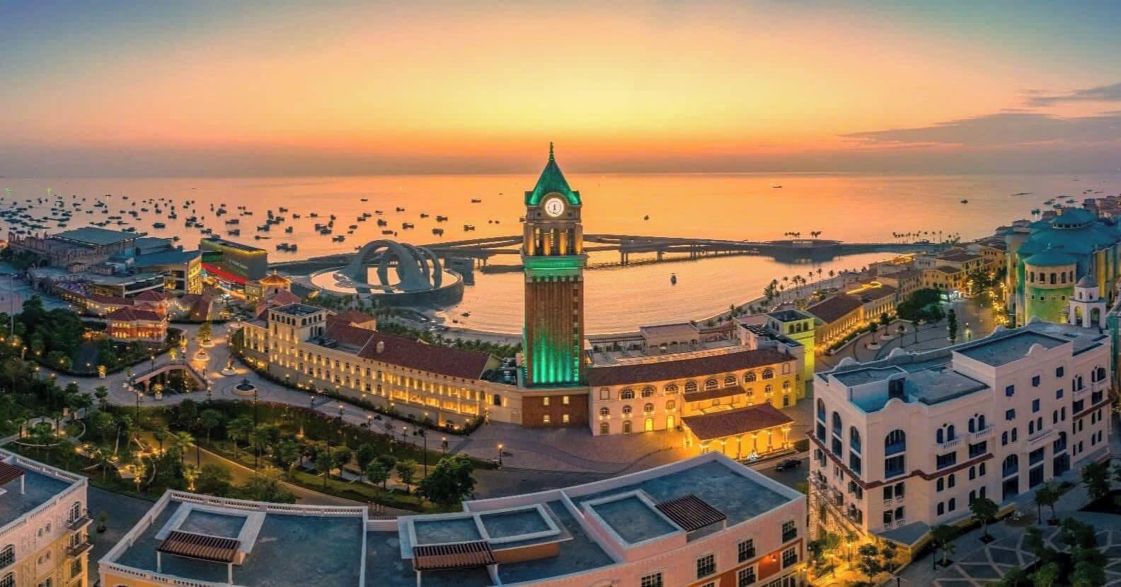 Photo - Elyday Apartment Hillside Phu Quoc - Sea & Firework view