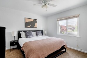 1 bedroom, iron/ironing board, WiFi, bed sheets