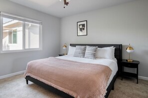 1 室のベッドルーム、アイロン / アイロン台、WiFi、ベッドシーツ